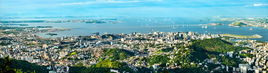 Obraz premium Panorama of Rio de Janeiro from Corcovado in Brazil