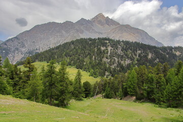 Obraz premium Views of the Alps in the ski resort of Claviere.