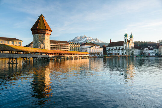 Chapel Bridge in Luzern with Pilatus