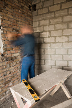 builder working