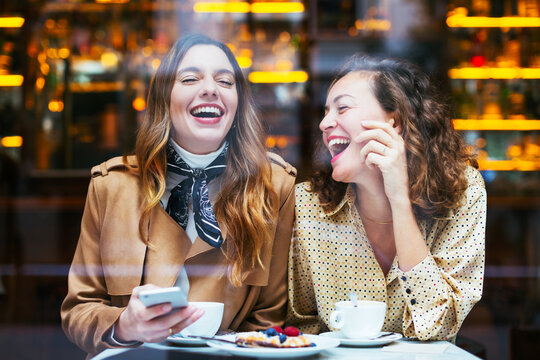 Chic women.