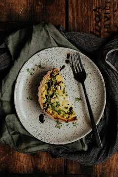 Wild garlic and goat cheese mini quiche