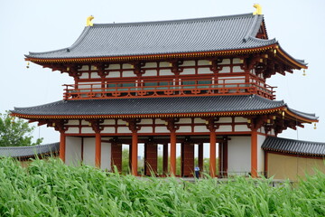 Obraz premium Nara Japan - Heijo Palace Remains entrance gate