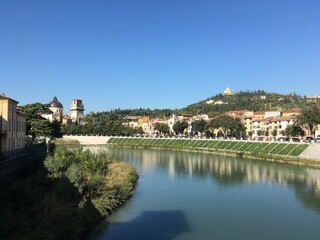 Fototapeta na wymiar view of the river arno in florence