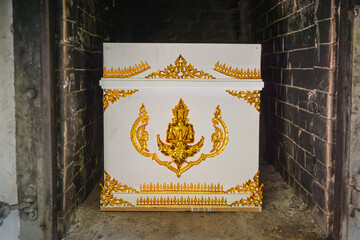 
Buddhist rituals Shield for the deceased