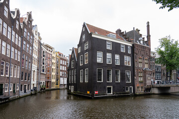 Naklejka premium Amsterdam Holland Niederlande Gouda Grachten