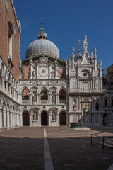 Fototapeta na wymiar scorcio di venezia