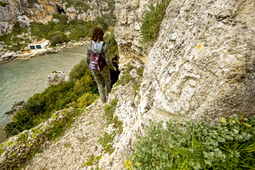 Tallas "hippies".Necrópolis hipogea de Calescoves. Alaior. Menorca. Baleares.España. © Tolo