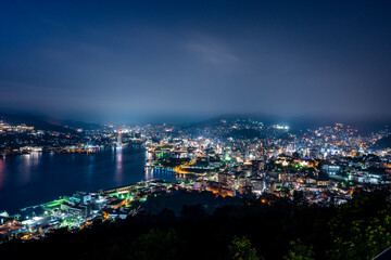 Obraz premium 長崎県長崎市 鍋冠山から望む夜景