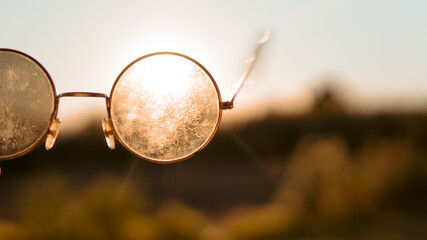 gafas cristal contraluz optica