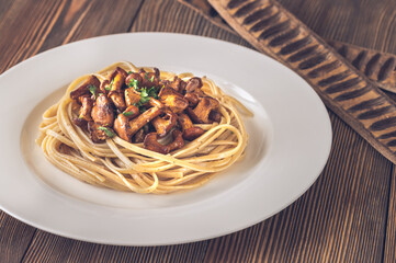 Pasta with fried chanterelles