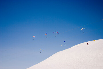paragliding in the mountains