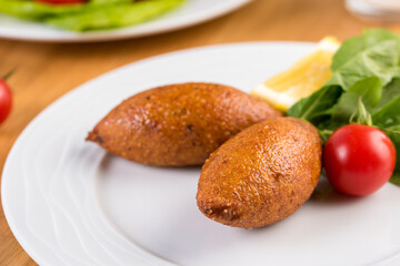 Lebanese Kibbeh, Stuffed Meatballs Food, Falafel, icli Kofte