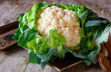 raw and uncooked cauliflower - obrazy, fototapety, plakaty