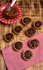 Tartelete de Chocolate
