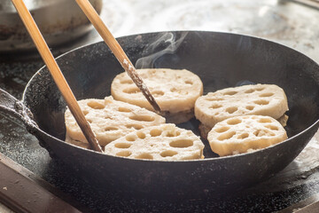 蓮根の肉詰め挟み焼き