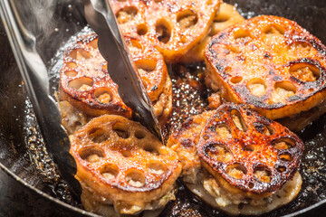 蓮根の肉詰め挟み焼き