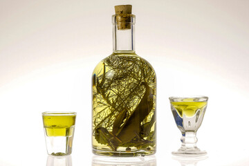 Licor de hierbas,