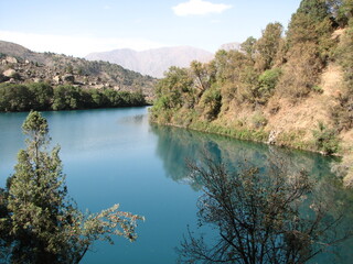 Fototapeta premium Beautiful turquoise Lake in the Pamir mountains of Tajikistan