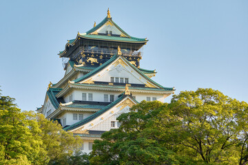 Naklejka premium Beautiful old Osaka Castle, one of the most famous symbols of Osaka and Japan