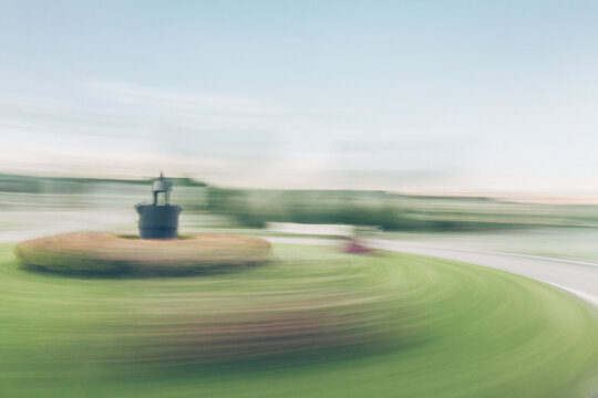 Roundabout Blur