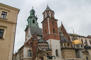Fototapeta na wymiar church in old poland city