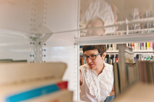 woman in library