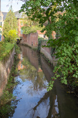 Fototapeta na wymiar old canal in a parc. leuven Belgium