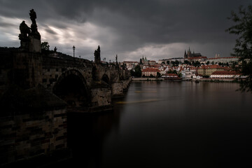 Fototapeta premium prague castle with dark sky before a storm