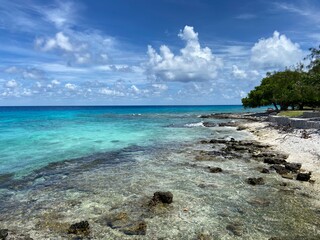 Lagon turquoise à Rangiroa, Polynésie française	