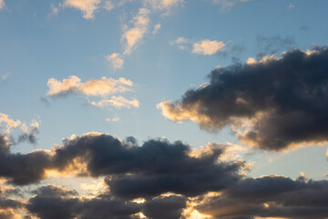 Naklejka na ściany i meble Sunset / sunrise with clouds and light ray.