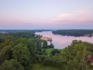 Naklejka premium Koknese castle ruins during sunset / sunrise.