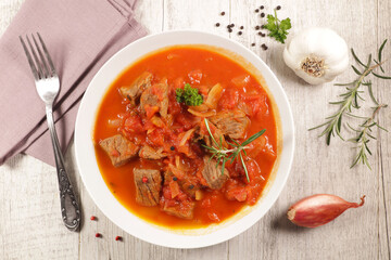 beeef stew with tomato sauce and spice