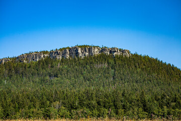 Góry skały las drzewa dolny ślask © Dariusz