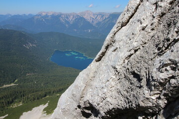 Sicht auf den Eibsee in Bayern 