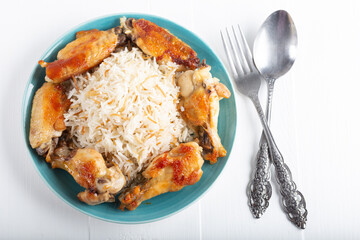 Grilled chicken wings with basmati rice. 