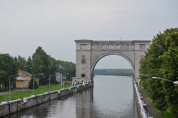 Sluice