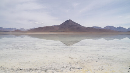 Fototapeta na wymiar Laguna blanca with perfect reflection in Bolivia