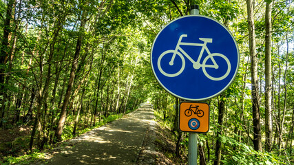 Znak, droga tylko dla rowerów, Żelazny Szlak rowerowy