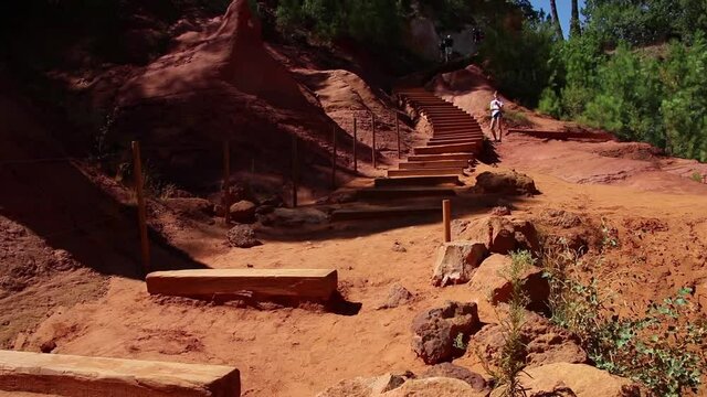 Roussillon en Provence sentier des ocres
