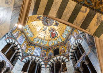 Fototapeta na wymiar Aachen, Germany: Beautiful interior of the Palatine Chapel in the Aachen Cathedral, UNESCO Site