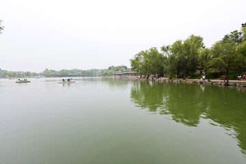Fototapeta na wymiar beautiful lake scenery in ancient Chinese garden