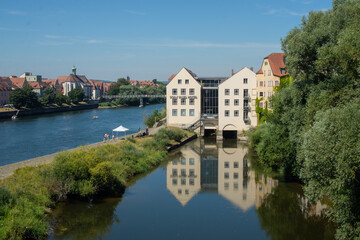 Fototapeta na wymiar Regensburg River