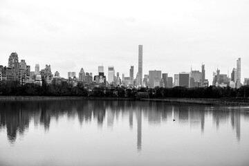 Fototapeta na wymiar New York's landscape, close-up of the east river.