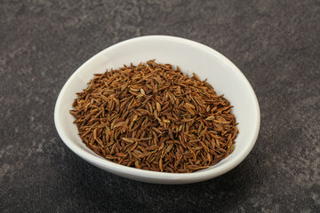 Dry zeera seeds in the bowl