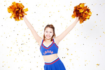笑顔で応援するチアガール