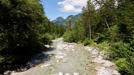 Wasser in den Alpen, Bäche und Flüsse im Hochgebirge
