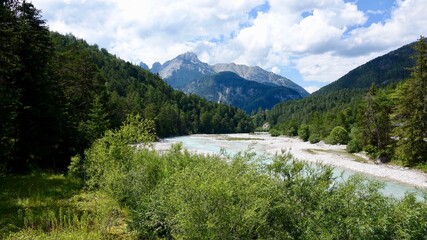 Wasser in den Alpen, Bäche und Flüsse im Hochgebirge