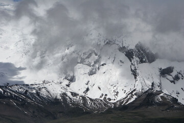 Volcán nevado Antisana Ecuador