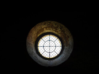 Rundfenster der Sankt-Maria-Magdalena-Kirche aus dem 16. Jahrhundert